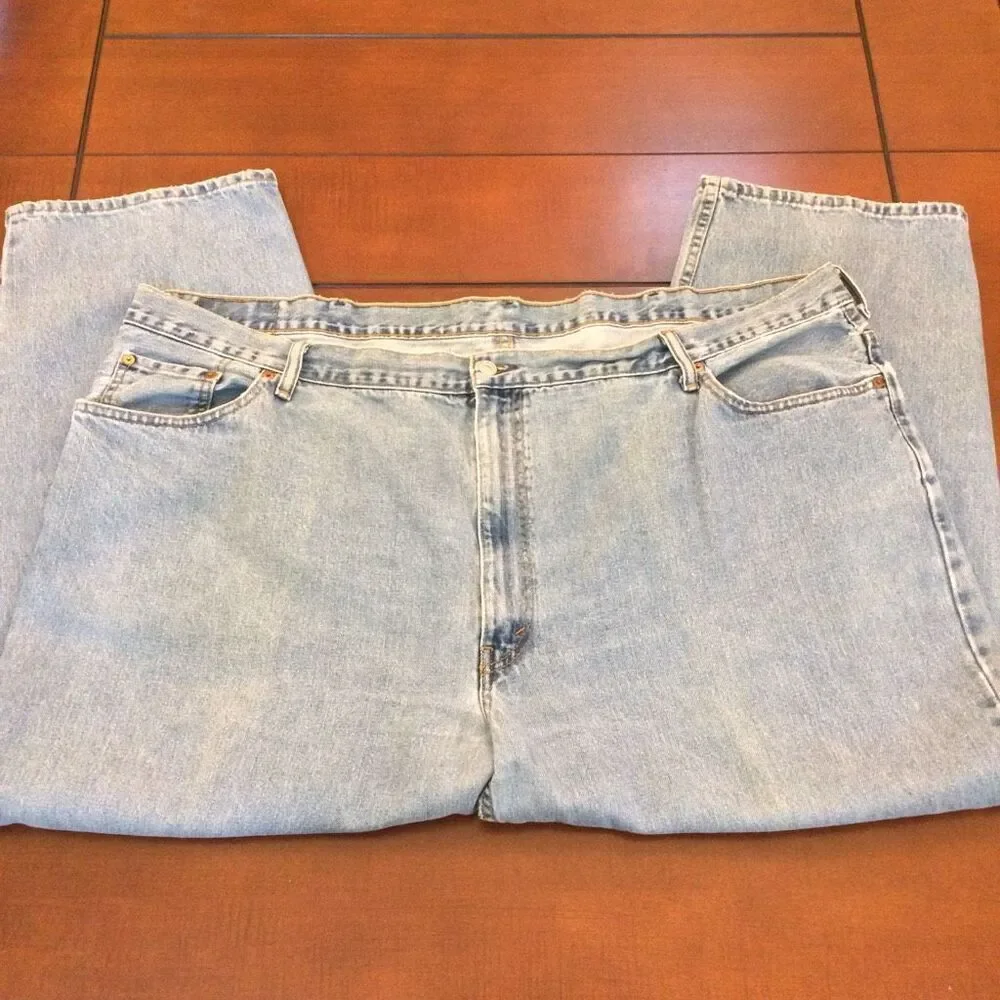 Levi’s 550 light wash 52 jeans
